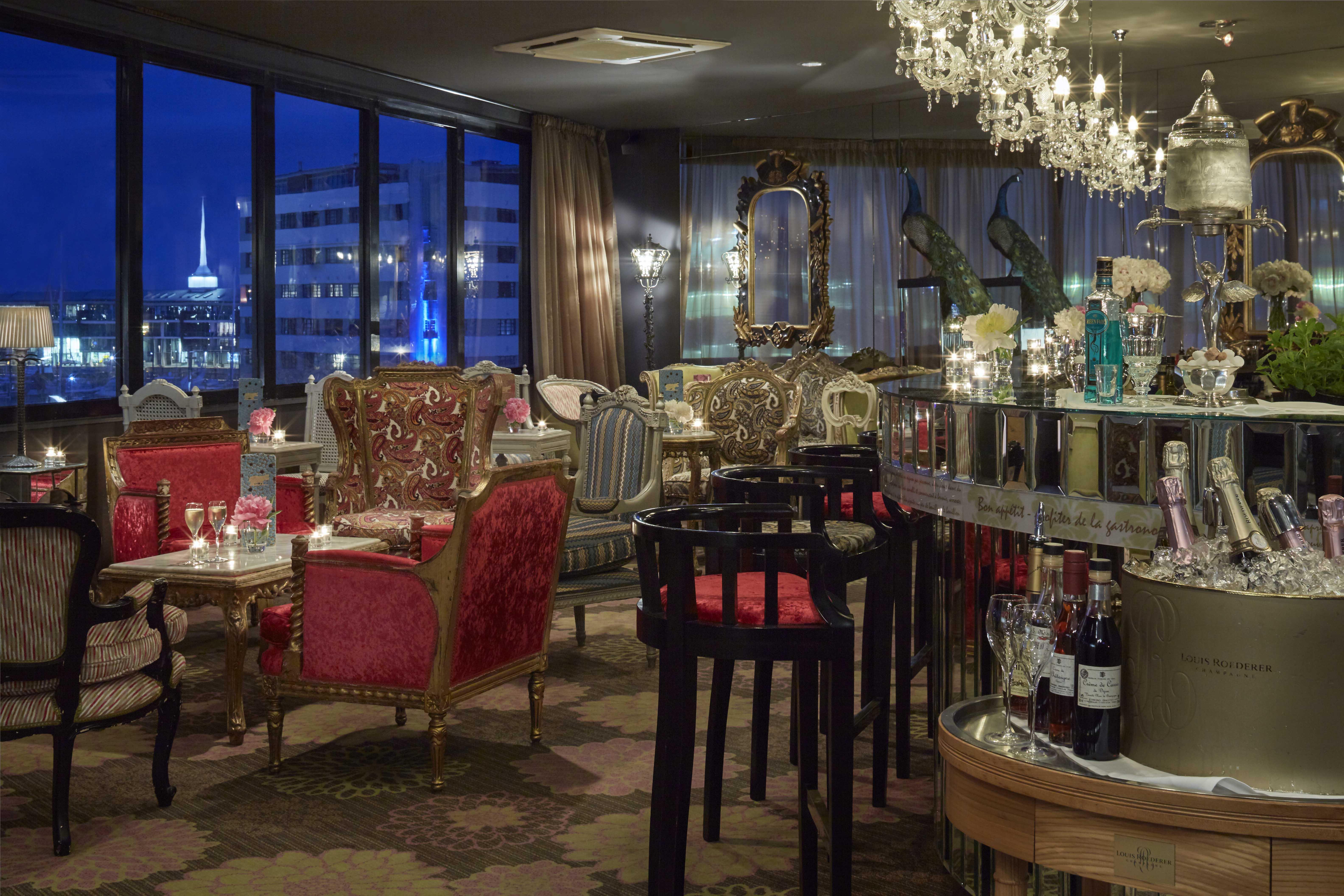 Museum Apartment Hotel, Independent Collection By Evt Веллінгтон Екстер'єр фото The bar at the 101 bar