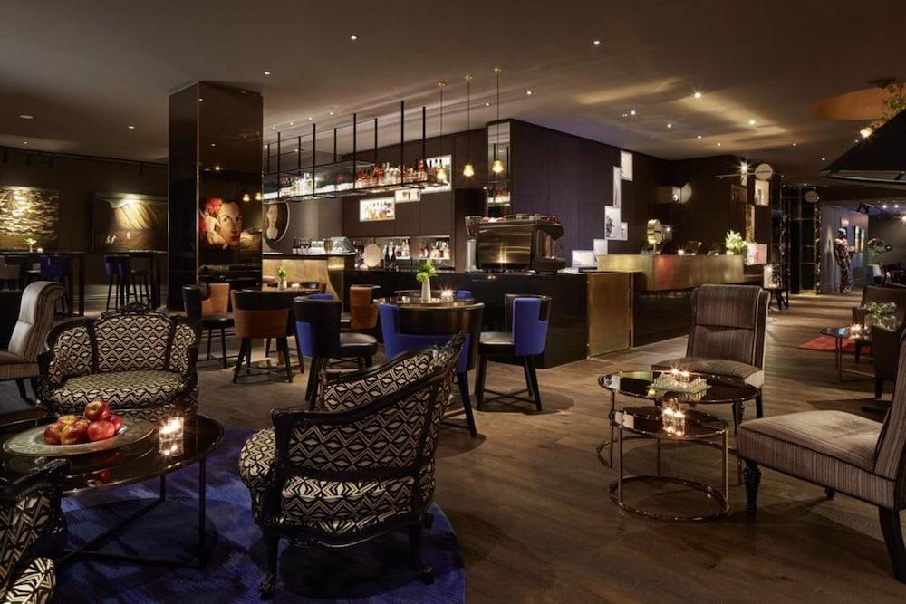 Museum Apartment Hotel, Independent Collection By Evt Веллінгтон Екстер'єр фото The Lounge at the InterContinental London - The O2